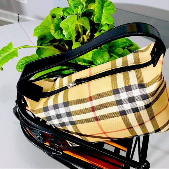 ❌SOLD❌ Burberry London Mini Hobo Bag -Vintage - Picture 2 of 16